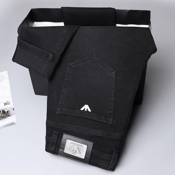 ブランドジーンズ正面デザイン